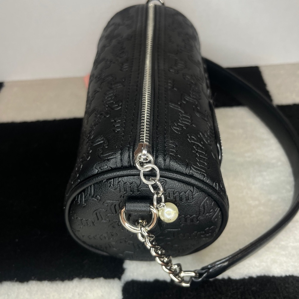 Juicy Couture Black Barrel Shoulder Bag Rhinestone Pearl Logo & Chain Strap - Picture 9 of 10